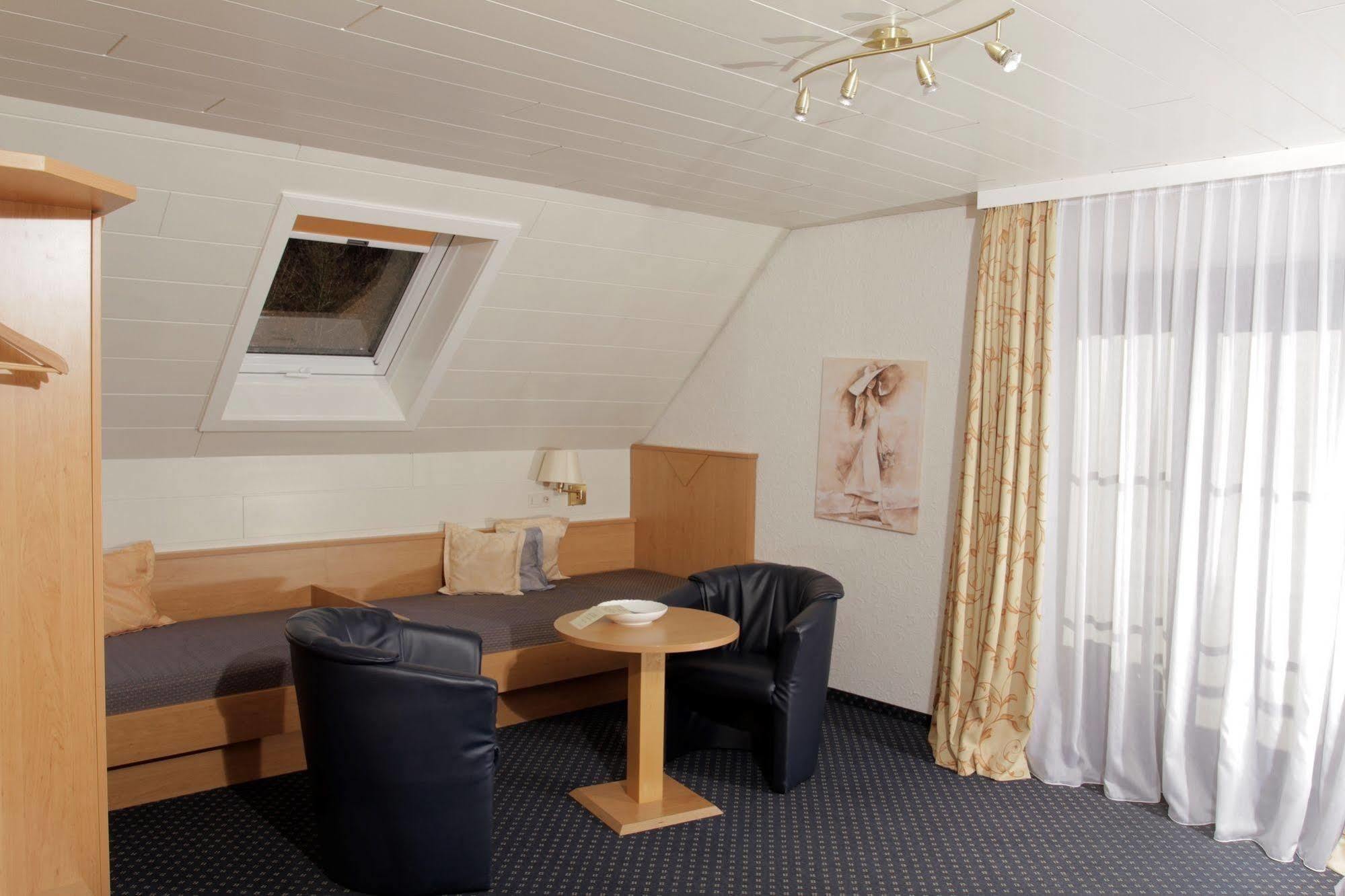 Hotel Waldblick Schenkenzell Bagian luar foto